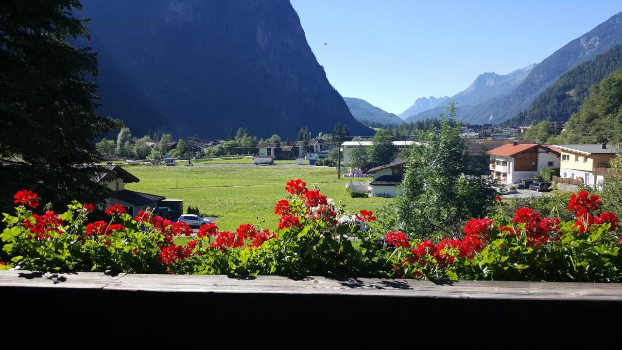 Gasthof Pension Plattner Umhausen Exteriör bild